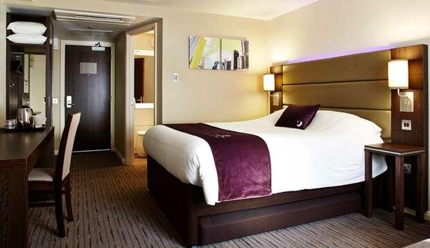 Premier Inn Luebeck City Stadtgraben Экстерьер фото